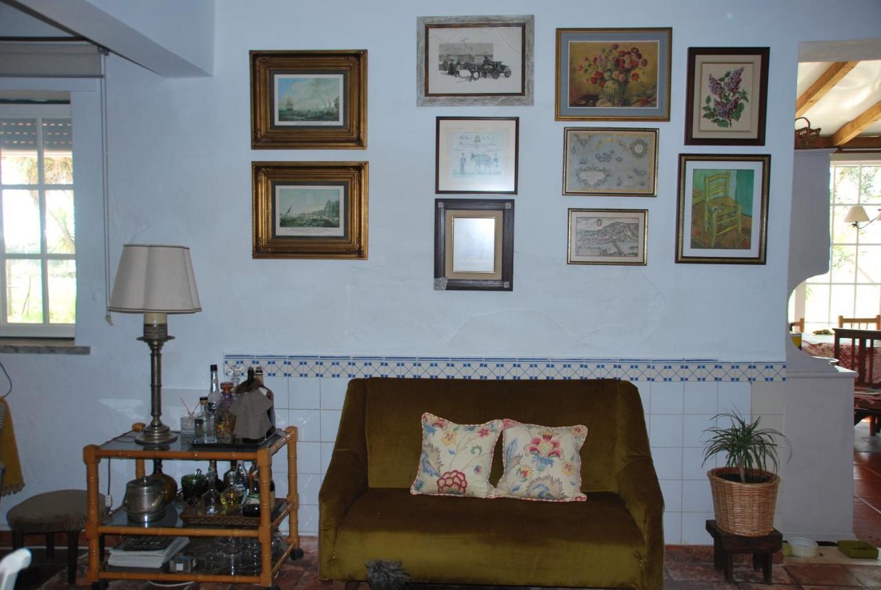 Monte Ramos Guest House เฟอเฮรา โด อเลนเตโจ ภายนอก รูปภาพ